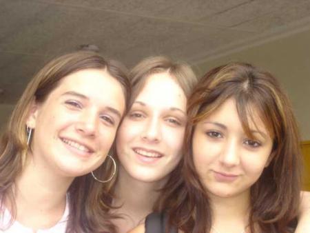 agathe(moi) sonia astrid en 3eme